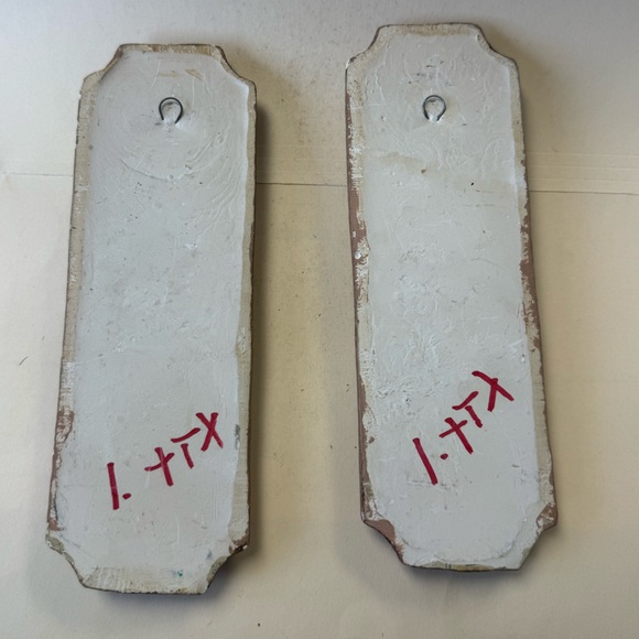 Vintage Pair Hand Painted Chalkware Mushroom Toadstool Decorative Wall Hangings - Picture 5 of 9